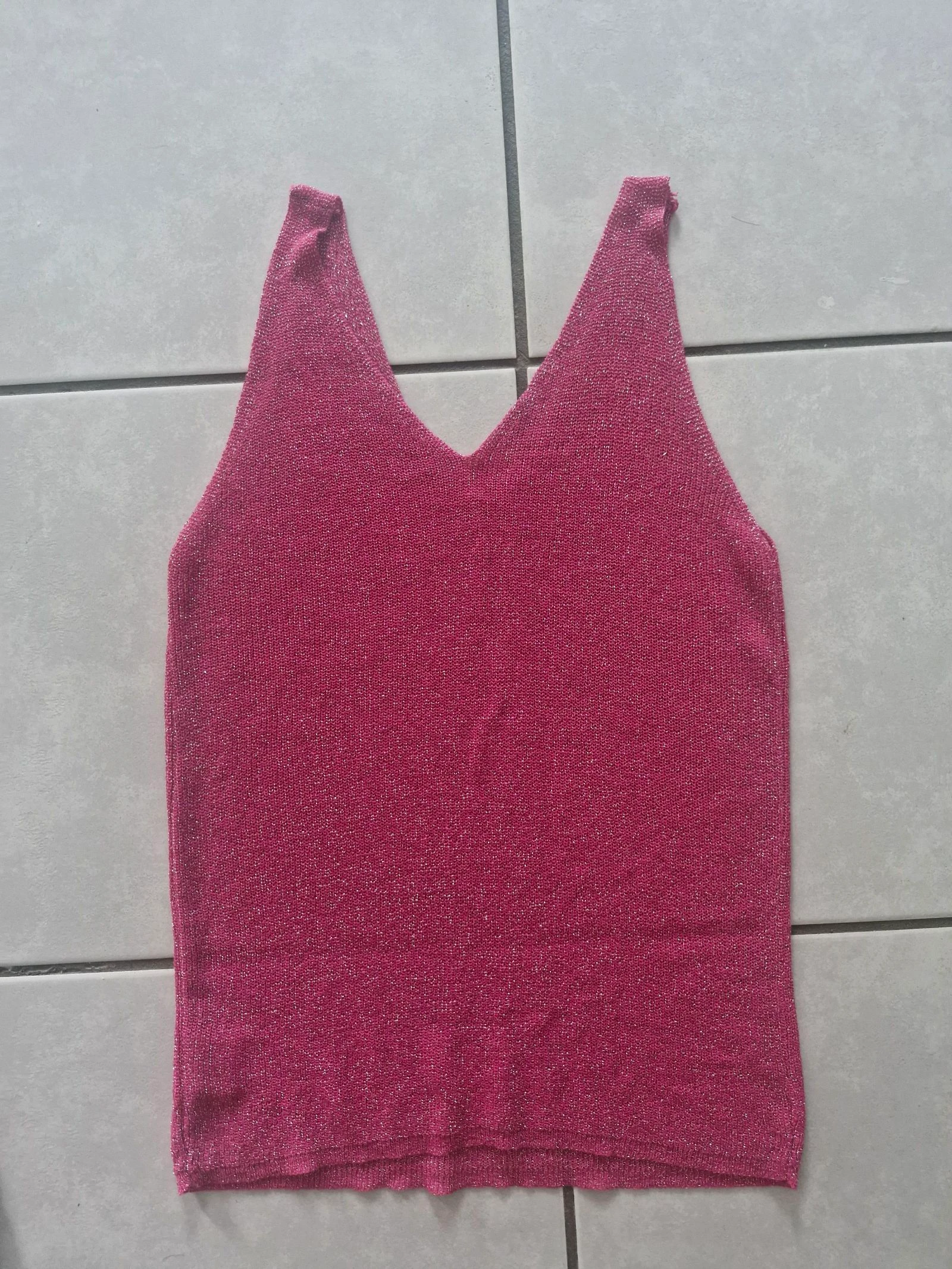 Camiseta sin mangas con brillos talla única NUEVA – photo 2